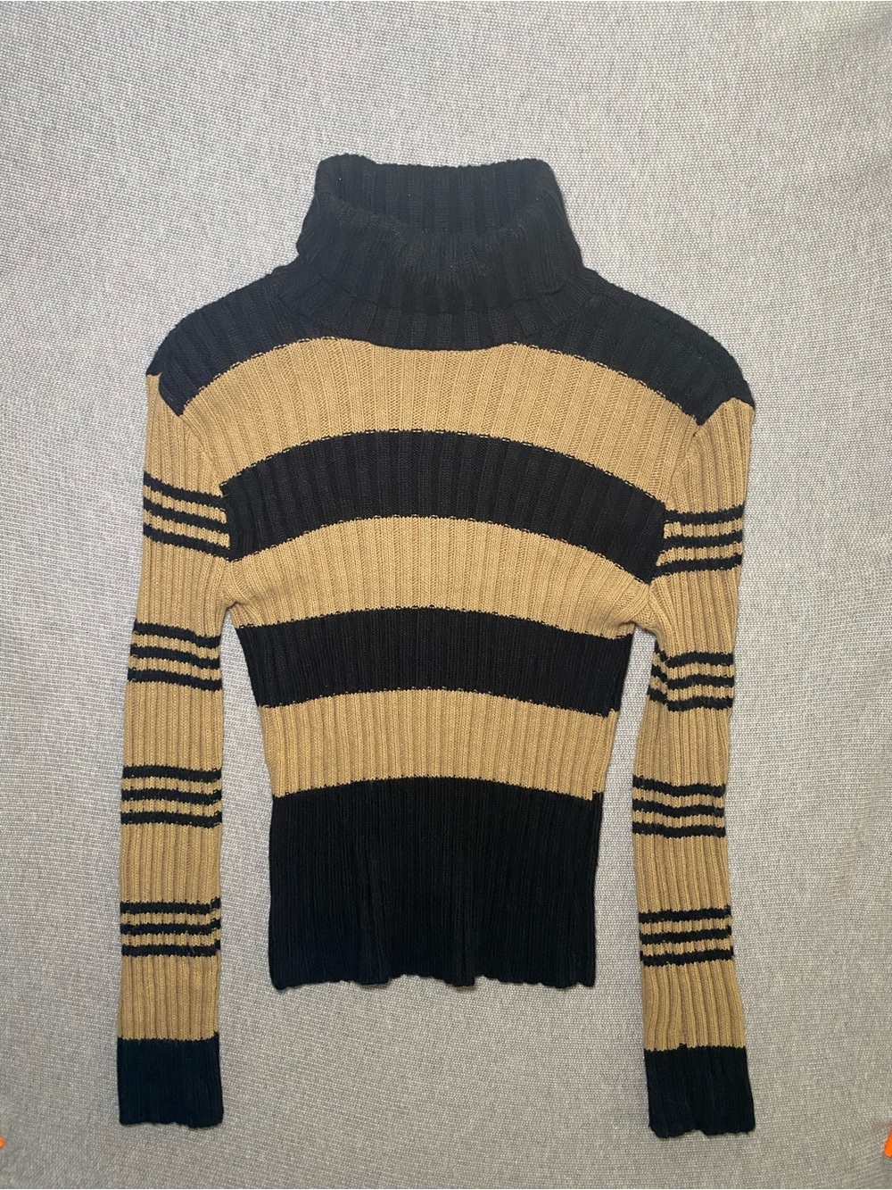 Rave Y2K Women’s Knit Sweater Long Sleeve Black/Sand Striped Size M